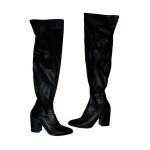 🚨🔥Women’s black over the knee boots 🔥🚨